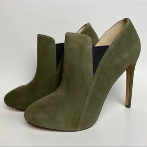 NINE WEST Nutcracker Green Suede Dress Booties